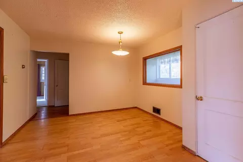 Other - 544 NW Sunset Dr, Pullman, WA 99163 photo 2 of 9