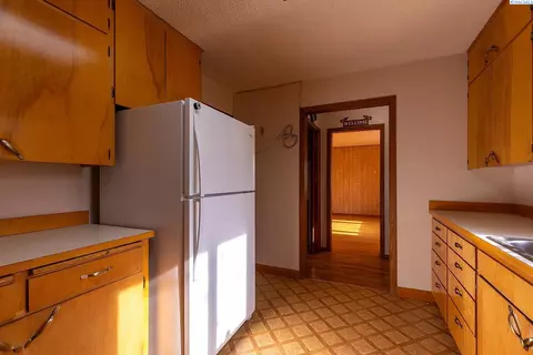 Entry Way - 544 NW Sunset Dr, Pullman, WA 99163 photo 1 of 1