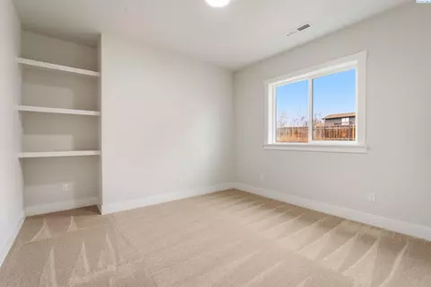8312 Roberts Dr, Pasco, WA 99301 photo 27