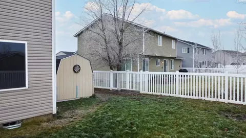 Exterior - 2330 NW Robert St, Pullman, WA 99163 photo 5 of 5