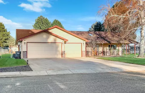 10201 W Argent, Pasco, WA 99301 photo 2