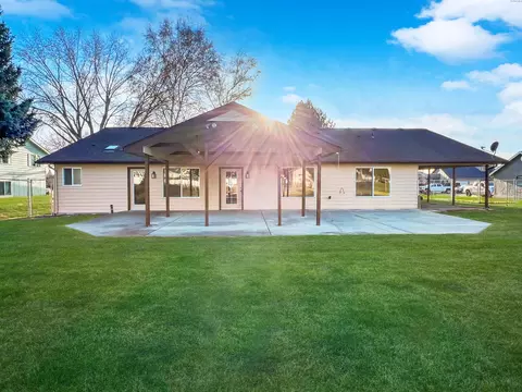 10201 W Argent, Pasco, WA 99301 photo 6