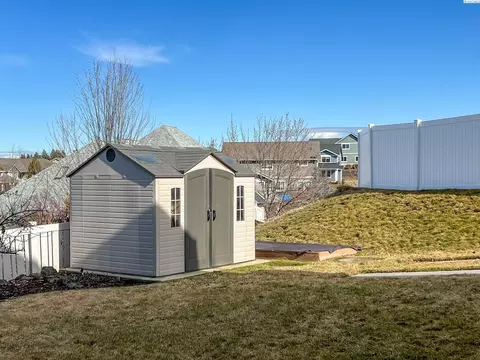 910 SW Finch Way, Pullman, WA 99163 photo 36