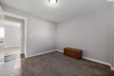 4302 Meadow View Dr, Pasco, WA 99301 photo 17