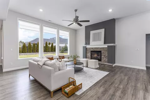 7319 W Richardson Rd, Pasco, WA 99301 photo 5