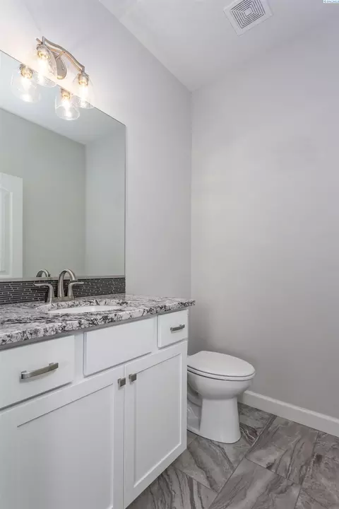 7319 W Richardson Rd, Pasco, WA 99301 photo 32
