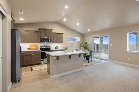 4601 Corinth Dr, Pasco, WA 99301 photo 9