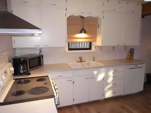 328 NW Webb, Pullman, WA 99163 photo 5