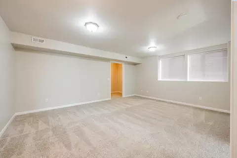 Living - 420 NW Thomas St, Pullman, WA 99163 photo 5 of 6
