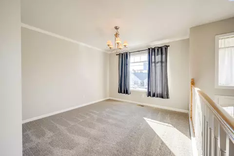 Living - 420 NW Thomas St, Pullman, WA 99163 photo 4 of 6