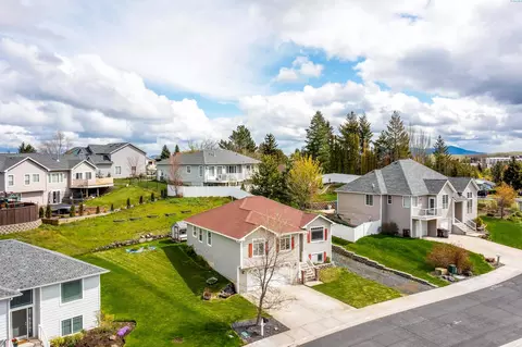 View/Area - 420 NW Thomas St, Pullman, WA 99163 photo 5 of 5