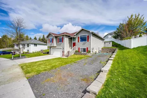 Exterior - 420 NW Thomas St, Pullman, WA 99163 photo 8 of 8