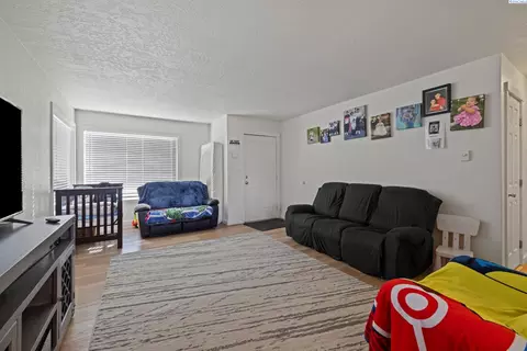 3119 W 3121 W Agate St, Pasco, WA 99301 photo 3