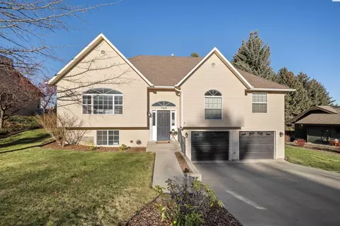 750 SEdge Knoll Dr, Pullman, WA 99163 photo 1