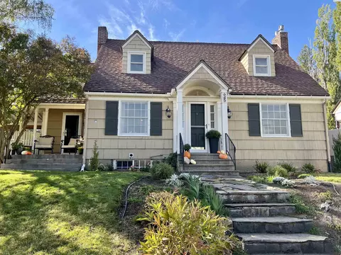 645 SE Spring St, Pullman, WA 99163 photo 1