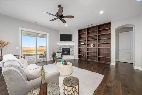 11201 Mathews Rd, Pasco, WA 99301 photo 10