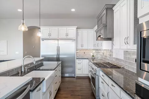 11201 Mathews Rd, Pasco, WA 99301 photo 16