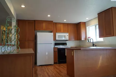 935 SE High St, Pullman, WA 99163 photo 6