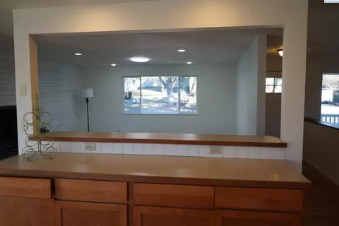 935 SE High St, Pullman, WA 99163 photo 3