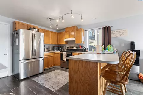 5203 Robert Wayne Dr, Pasco, WA 99301 photo 9