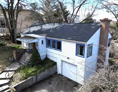 1005 NE Duncan, Pullman, WA 99163 photo 2
