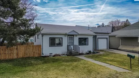 206 E First St, Colfax, WA 99111 photo 1