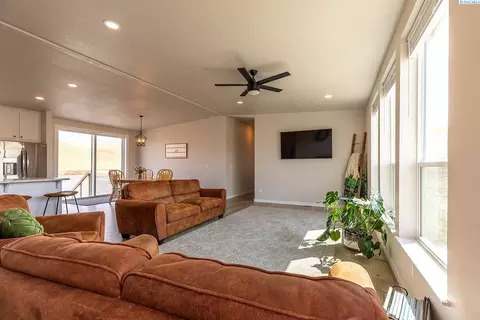 2001 Whelan Rd, Pullman, WA 99163 photo 4