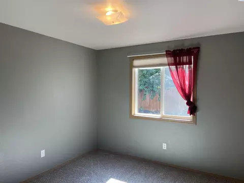 7704 Estevan Dr, Pasco, WA 99301 photo 13