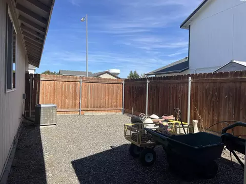 7704 Estevan Dr, Pasco, WA 99301 photo 26