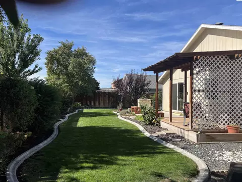 7704 Estevan Dr, Pasco, WA 99301 photo 23