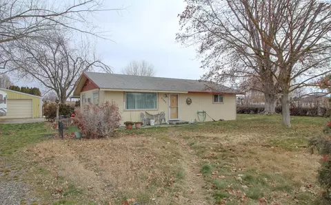 2105 N Road 72, Pasco, WA 99301 photo 2