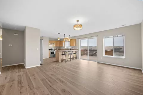 1925 NW Ventura, Pullman, WA 99163 photo 8