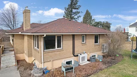 621 E Southview, Colfax, WA 99111 photo 3