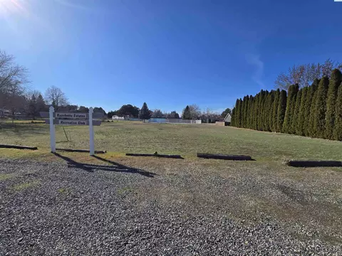 800 S Jefferson #LOT 1, Kennewick, WA 99336