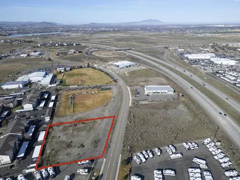 9145 Stthomas Dr, Pasco, WA 99301 photo 2