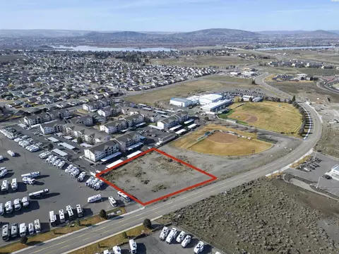 9145 Stthomas Dr, Pasco, WA 99301 photo 3