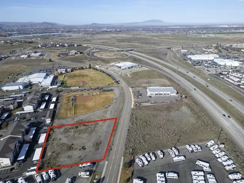 9145 Stthomas Dr, Pasco, WA 99301 photo 3