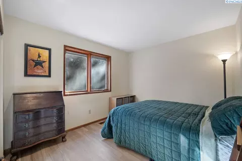 813 SEdge Knoll Dr, Pullman, WA 99163 photo 24