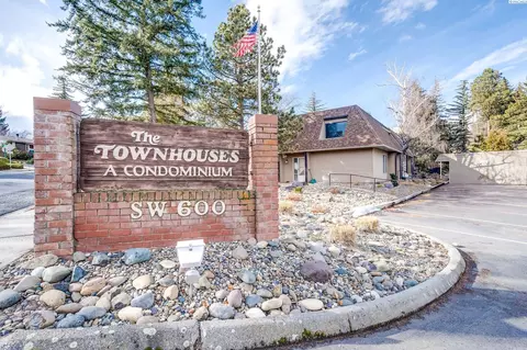 600 SW Crestview #17, Pullman, WA 99163 photo 14