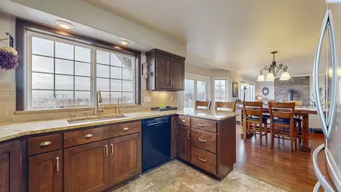 206 Aries Dr, Pasco, WA 99301 photo 9
