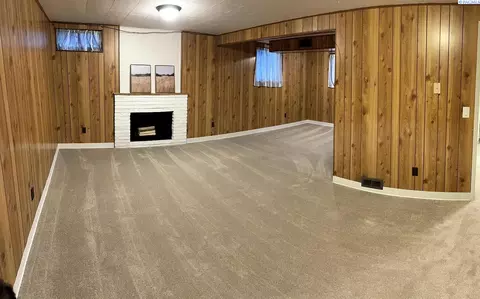 Living - 232 NW Timothy, Pullman, WA 99163 photo 5 of 5