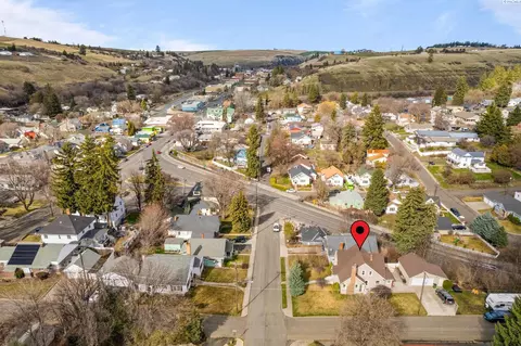 View/Area - 809 S Mill St, Colfax, WA 99111 photo 3 of 3