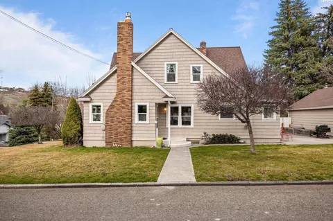 Exterior - 809 S Mill St, Colfax, WA 99111 photo 3 of 8