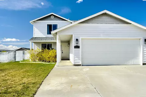 4210 Cornish Ln, Pasco, WA 99301 photo 1