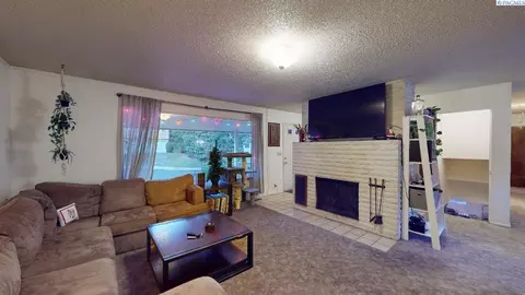 645 SW Dawnview Ct, Pullman, WA 99163 photo 4
