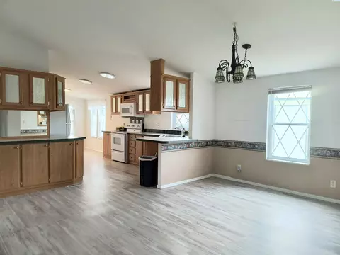 8213 W Ruby St, Pasco, WA 99301 photo 4