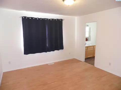 1915 NW Bella Vis, Pullman, WA 99163 photo 8