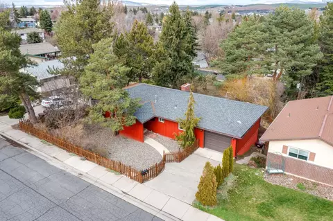 1820 NW Kenny Dr, Pullman, WA 99163 photo 2