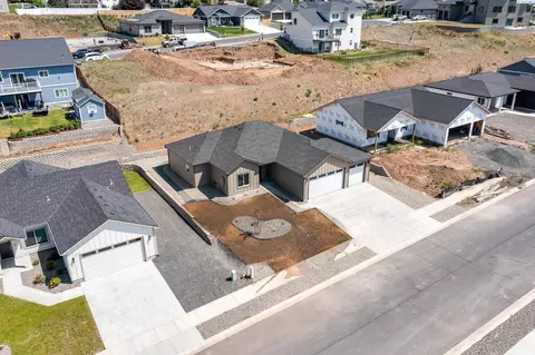 View/Area - 630 SW Cayuse, Pullman, WA 99163 photo 3 of 6