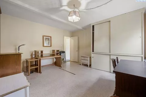 275 SW Shirley, Pullman, WA 99163 photo 9